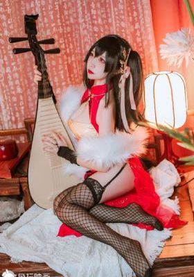 女人张开腿免费的
